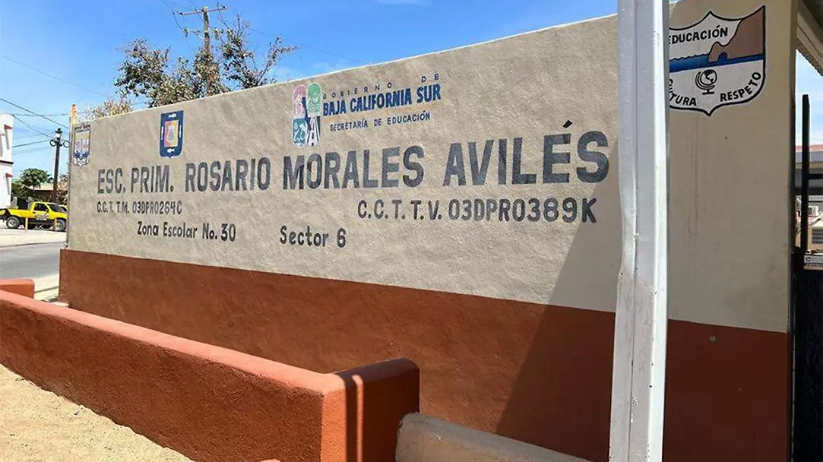 festejo en escuela primaria de los cabos